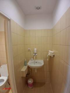 lokal handlowo usługowy 200 m2