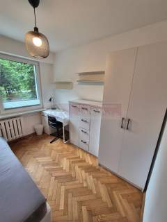 Pokój w 5-pokojowym mieszkaniu studenckim