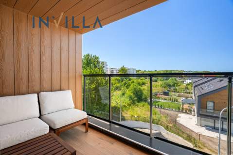 2 pokoje balkon miejsce postojowe w hali
