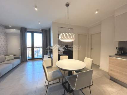 ŚLICZNY 3 POKOJOWY APARTAMENT W SAMYM CENTRUM