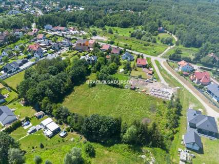 Dom z dużą działką budowlaną. Rzozów 87 arów.