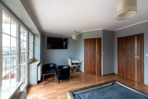 Gotowy biznes/ Ursynów/ 570 M2/ 19 P0K0I/ BISTRO