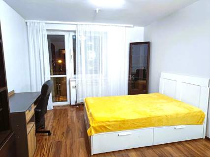 Rezerwacja/3 osobne pokoje/balkon/winda