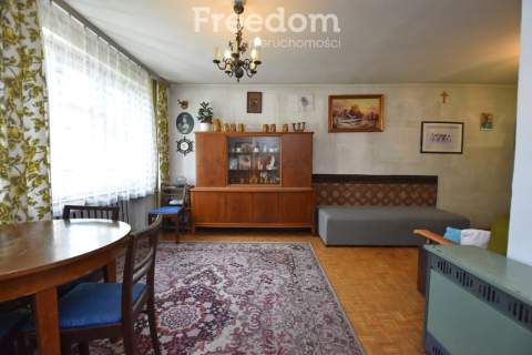Wolnostojący DOM 96 m2, 4 pokoje 678 m działki