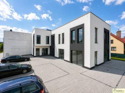 Nowy budynek usługowo-biurowo-handlowy 410 m2 w Łukowie