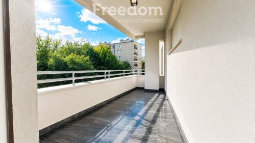 64m2, garaż, balkon, Jana Pawła II 61, Arkadia
