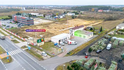 Lokal przy trasie E7 pod serwis, usługi, magazyn