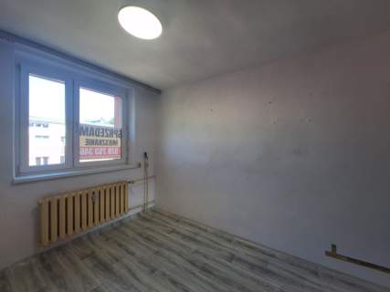 2 POKOJE 49,7 m 2 PIĘTRO UL. PARTYZANTÓW