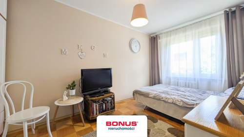 71,9 m 3 pokoje 1. piętro Blisko lasu