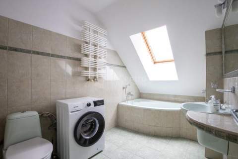 Zielone zacisze, dwupoziomowy apartament, garaż