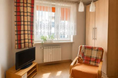 Lea, Krowodrza, 2 pokoje, balkon, ostatnie pietro