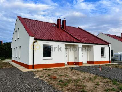 Nowy etap - przestronny dom w stanie deweloperskim