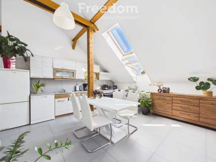 Przestronne 68,70 m 3 pokoje ogrzewanie gazowe