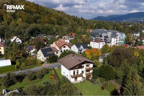 Przestronny dom z widokiem na góry Szczyrk