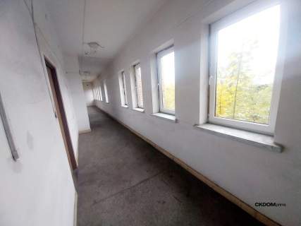 Kompleks magazynowo-biurowy 2078 m Promnik