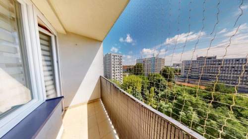 Po generalnym remoncie balkon centrum Gliwic - ul. Łokietka 13
