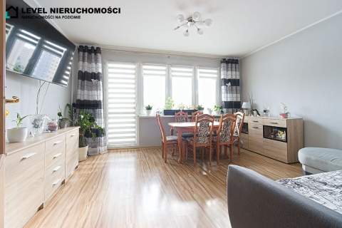 Trzy pokoje z balkonem