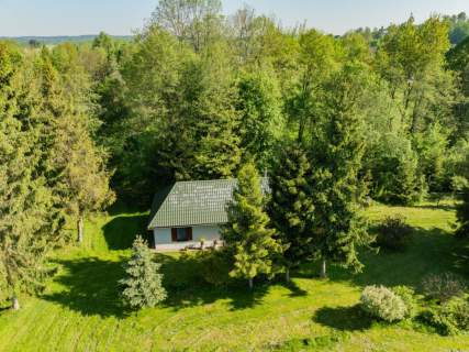 Klimatyczny dom wśród zieleni 9700 m Chronów