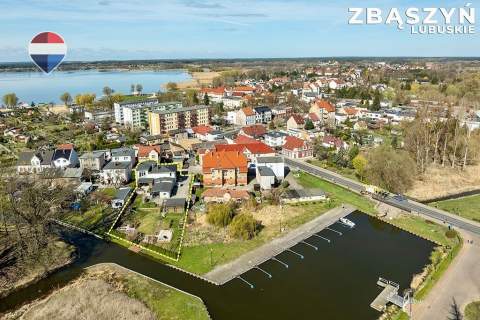 Luksusowa posesja z dostępem do jeziora, pomost 