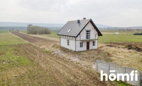 DOM Z WIDOKIEM NA ŚWIĘTY KRZYŻ DZIAŁKA 8200 m