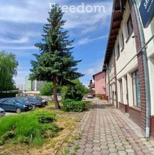Przestronny lokal usługowy na ul. Gwardii Ludowej