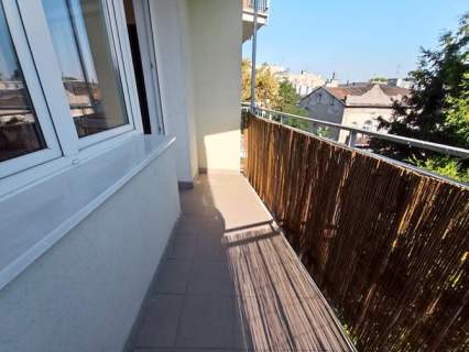 Kawalerka z balkonem, Stare Miasto,Bernardyńska 11