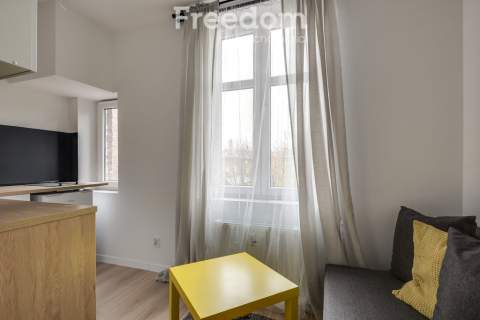 Jasna kawalerka w pobliżu Ikea