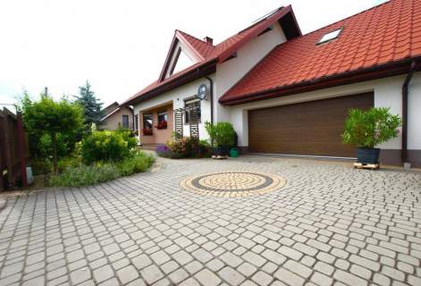 Dom 146 m2, działka 700 m2 Brynica