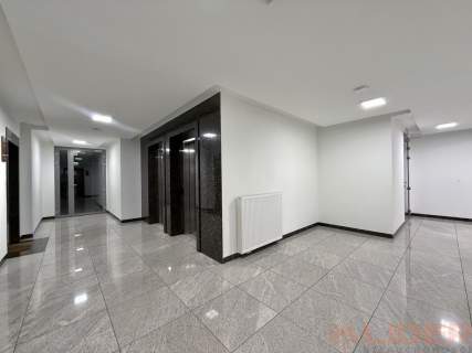 Mieszkanie 3 pokojowe w Apartamentowcu