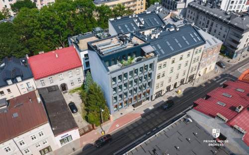 Przestrzeń pod małe biuro lub najem turystyczny