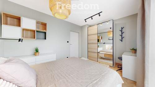 Czteropokojowy apartament z tarasem - Centrum