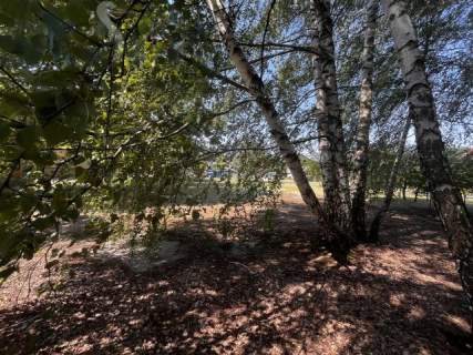 Prywatny park z możliwościa zabudowy/9400m/dostęp do rzeki Zw