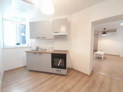 Przestronne 2 pokoje w centrum - Jagiellońska 20