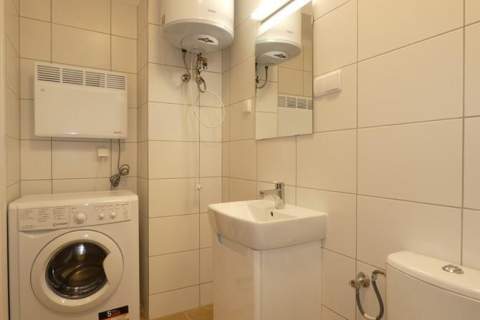 Duża kawalerka, 32 m2, WiFI - Traugutta 75