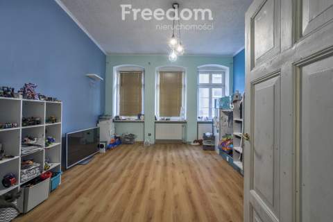 3 pokojowe mieszkanie w centrum zabytkowego miasta