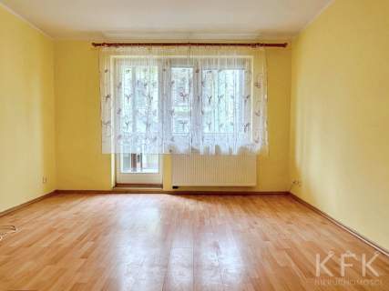 Wysoki Parter Balkon Teren Zamknięty BliskoCentrum