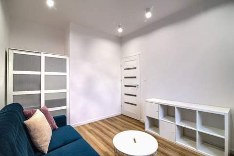 Przytulne 2 pokoje, komórka - Kłodnicka 10,centrum