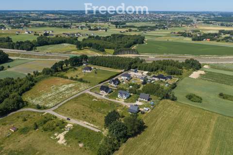 PNB Działka z projektem Przyjaźń 700m2