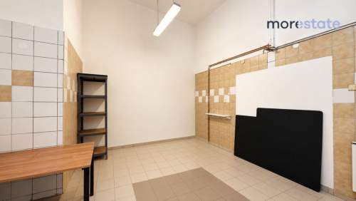 Lokal/magazyn biuro na Podgórzu z rampą