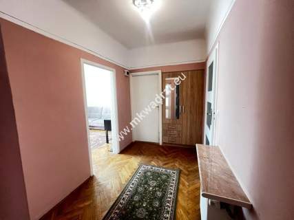 Wolnostojący dom na działce 1140 m2 Brwinów