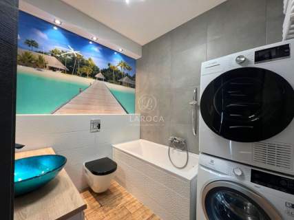 Wysoki standard, wyposażone, garaż, balokn