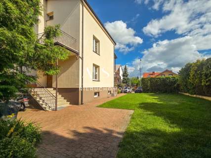 Dom dla Dużej Rodziny 180 m Piwnica I Działka