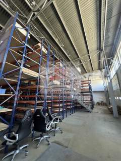 Hala magazynowa z biurami na wyynajem-460m2.