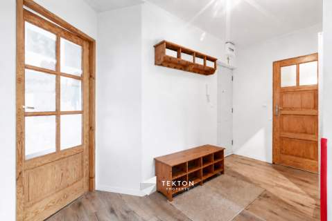 balkon duża piwnica w cenie 3 pokoje