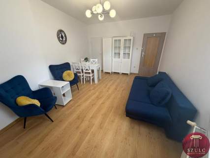 Mieszkanie 3 pokojowe z dużym ogródkiem w centrum.