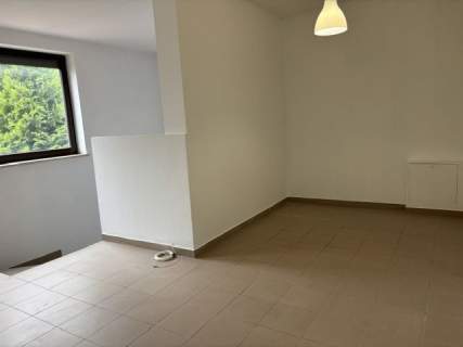 3 poziomowe mieszkanie z garażem i ogródkiem