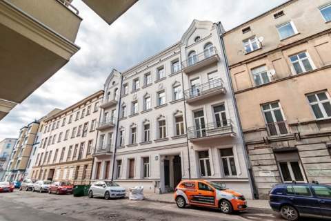 6 sierpnia 37, studio blisko Umedu i Politechniki