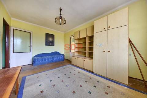 Sosnowiec - Bór Do remontu Spokojna okolica 42,45m2 piwnica