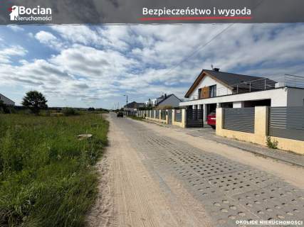 Słoneczna działka z kompletem mediów- Rębiechowo 