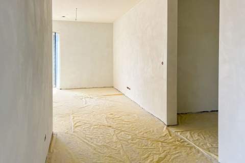 Dom 102 m parteru 43 m poddasza PKP 1 km gm. Błonie